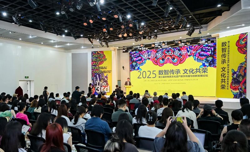 品牌推广新趋势：精准营销与口碑传播
